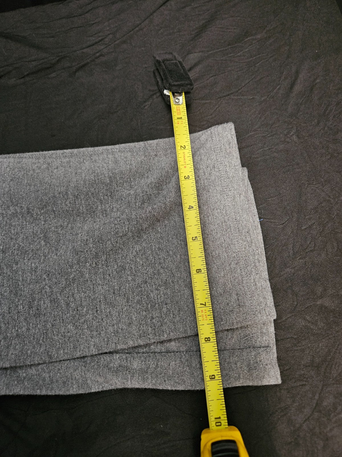 WOMEN'S 4 pr LEGGING BUNDLE SIZE XS, MEDIUM ANKLE, FLARE, YOGA GOOD SHAPE!