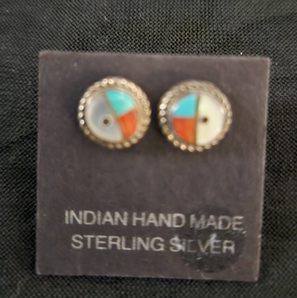 NATIVE AMERICAN ZUNI MADE INLAID ROUND EARRINGS STERLING SILVER NWOT