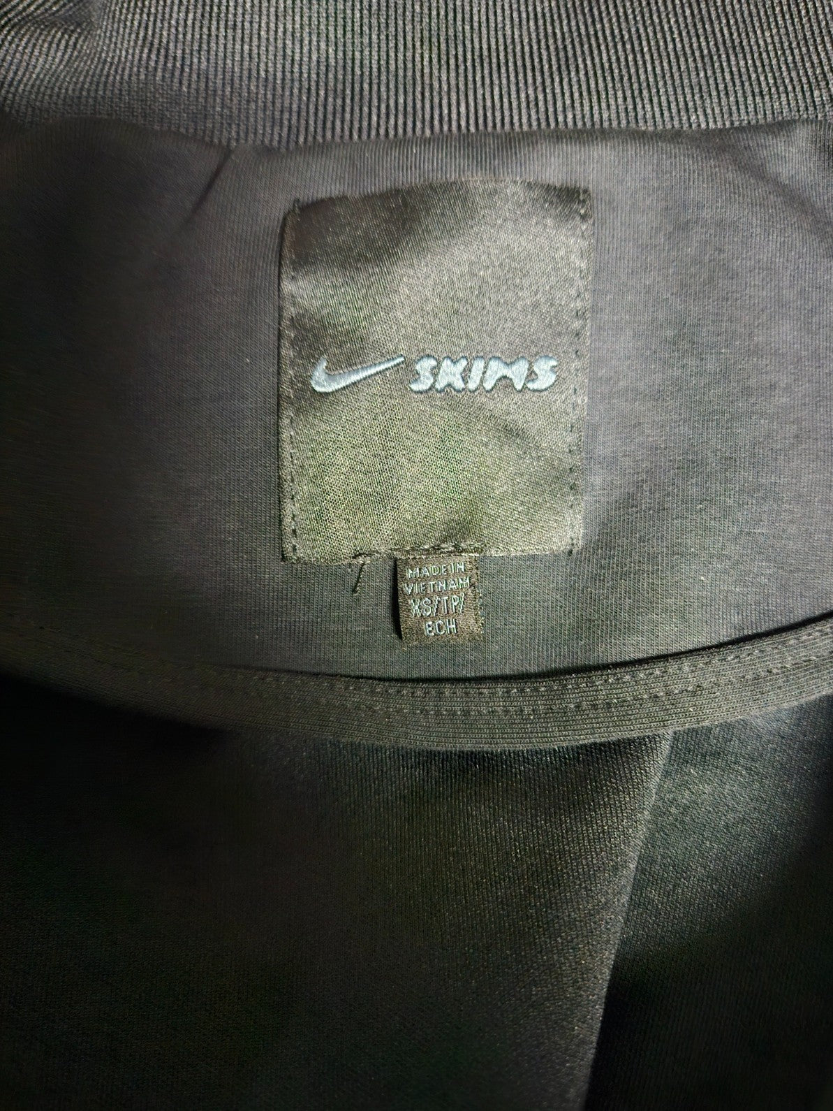 SKIMS/NIKE BLACK MATTE TRICOT  CROP JACKET XS NWOT