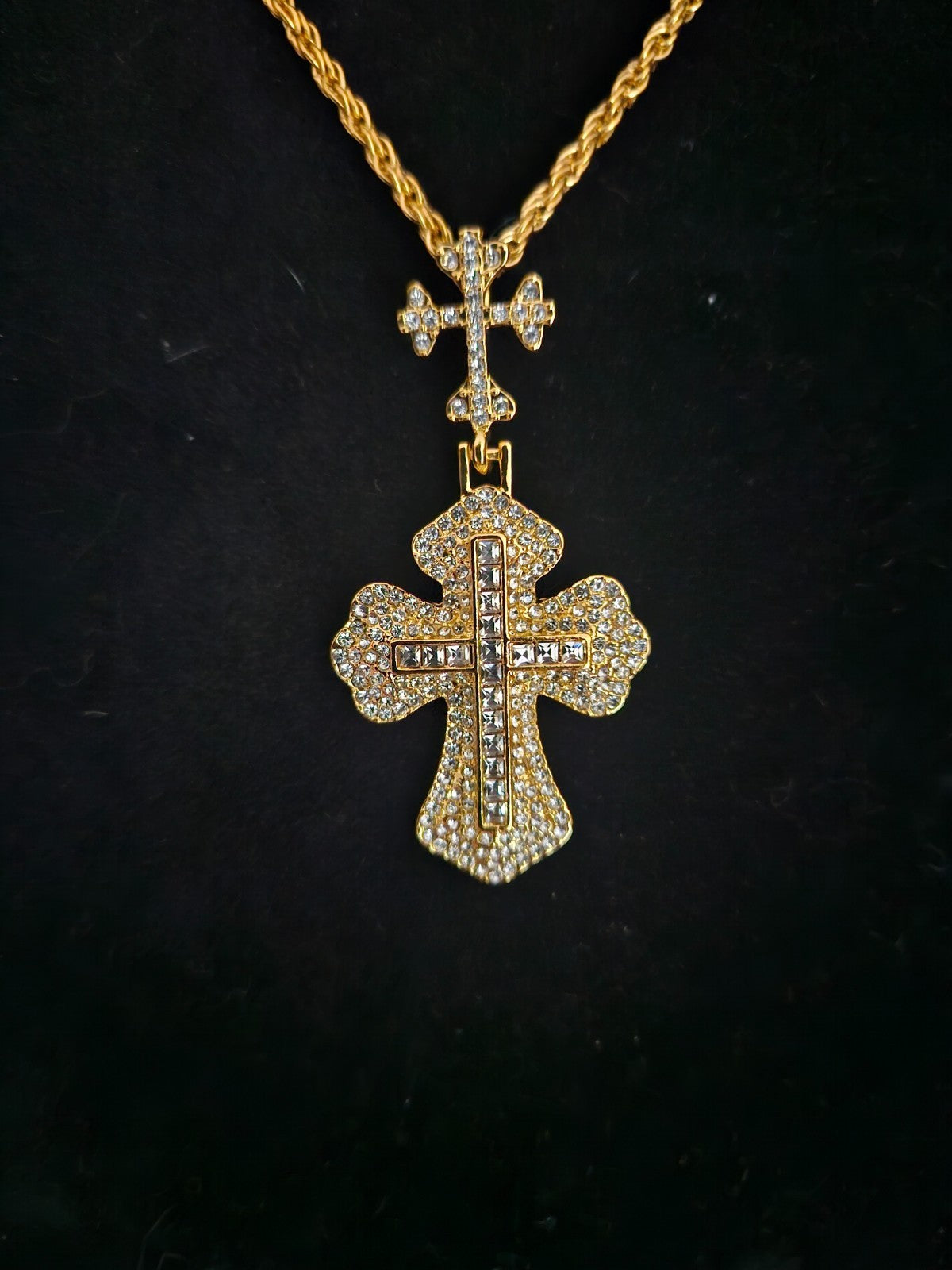 18K GOLD PLATED CUBIC ZIRCONIA MEN'S 24 inch CROSS PENDANT/NECKLACE