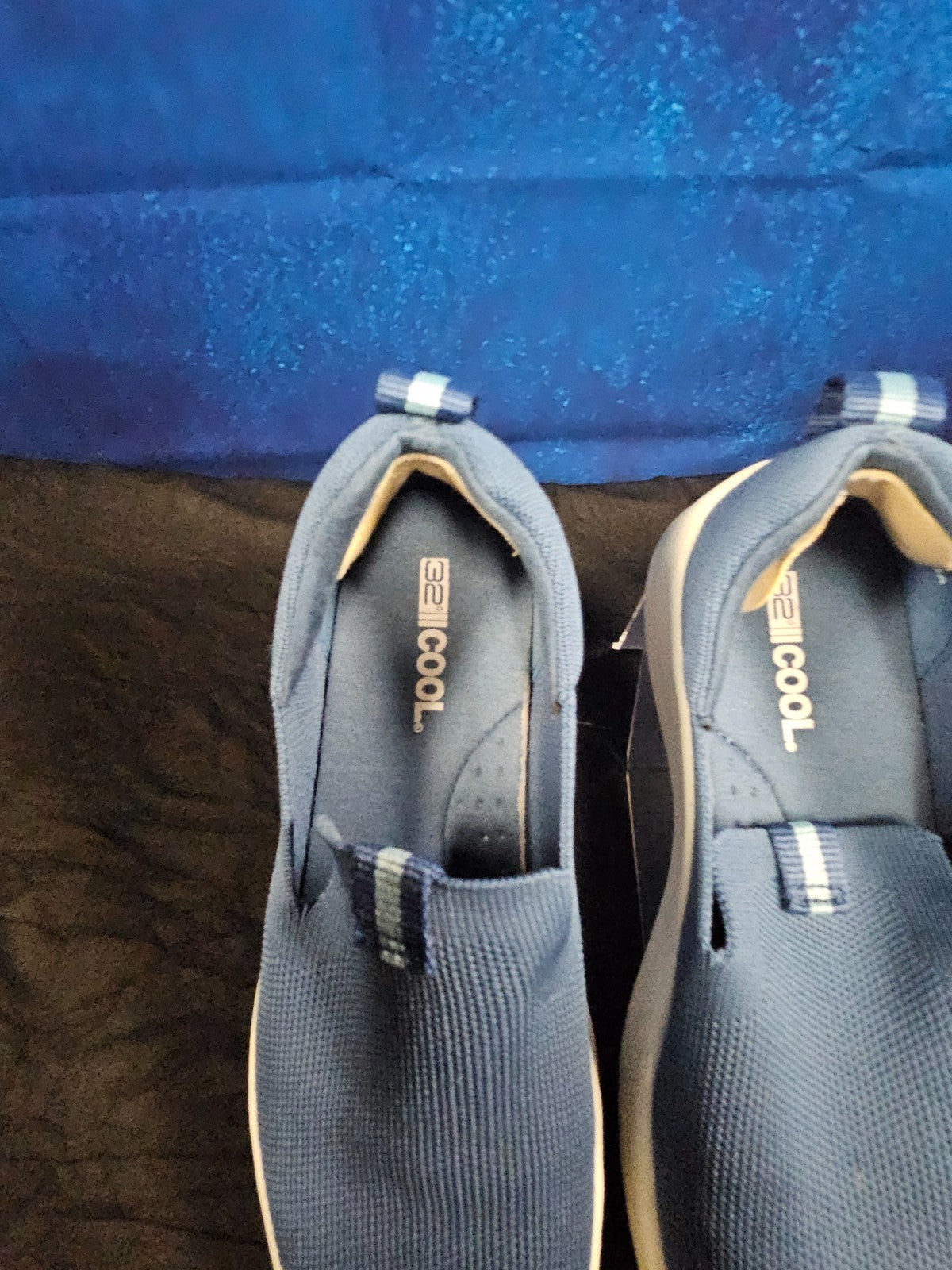 WOMEN S SIZE 6 32 DEGREES COOL SLIP ON SHOES TEAL COLOR EXCELLENT CONDITION!