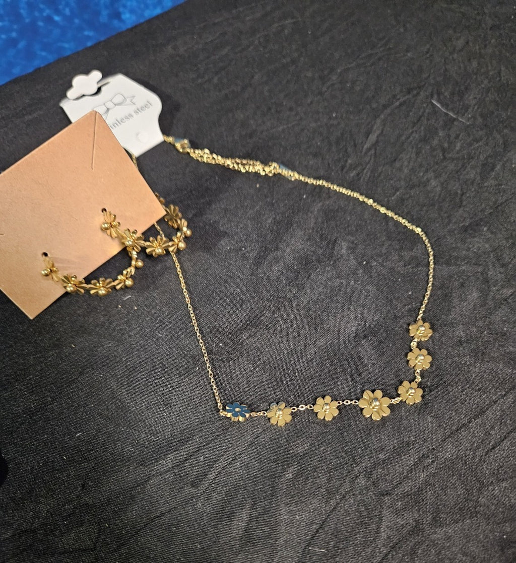 10K YELLOW GOLD PLATE OVER STAINLESS STEEL FLOWER HOOP EARRINGS AND NECKLACE SET