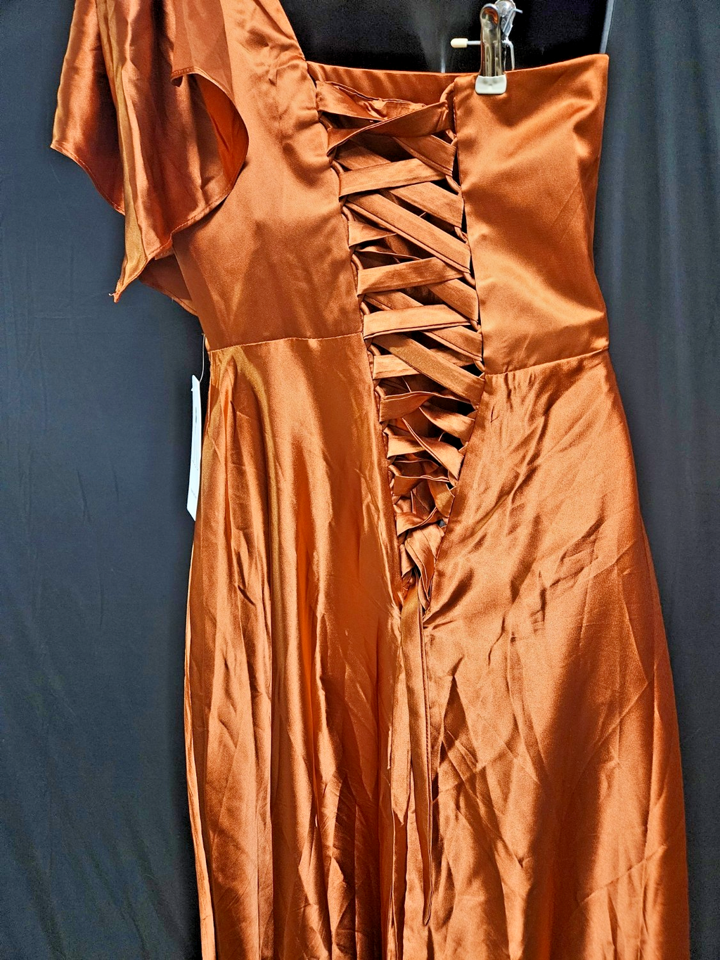 GORGEOUS COPPER SIZE 8/10 M LONG SATIN GOWN PROM/FORMAL