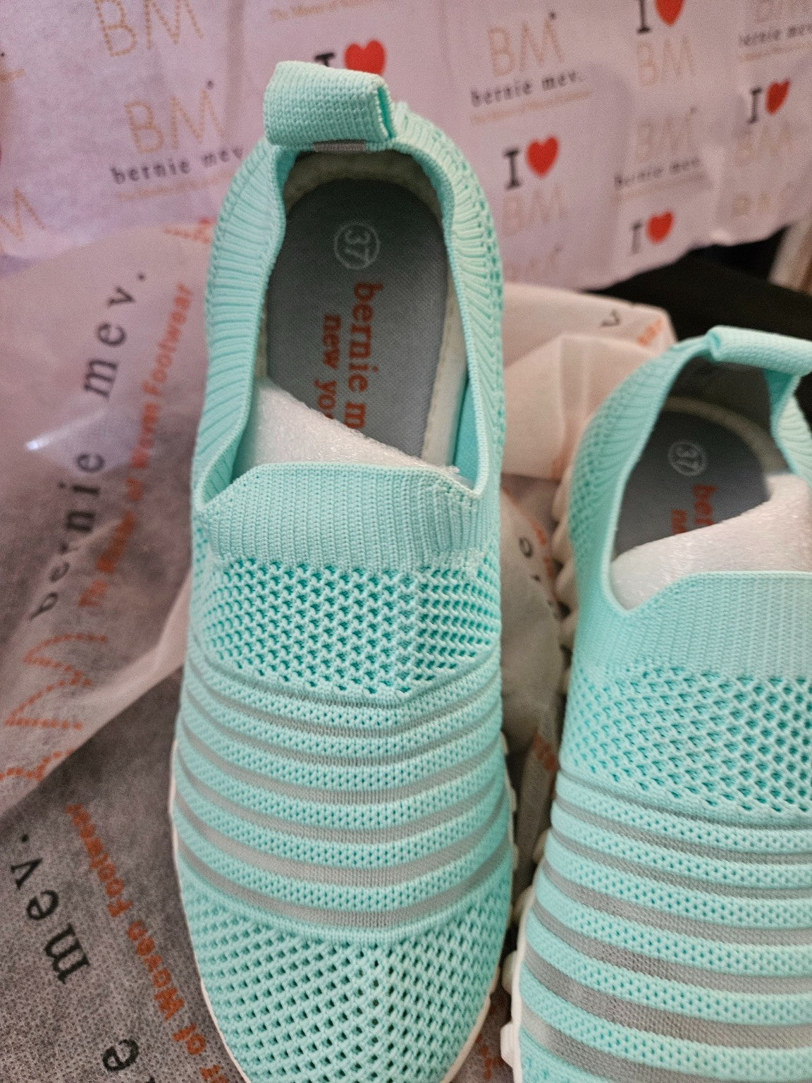 WOMEN'S SZ 6 BERNIE MEV AQUA WILLEY'S SLIP ON TENNER NWT