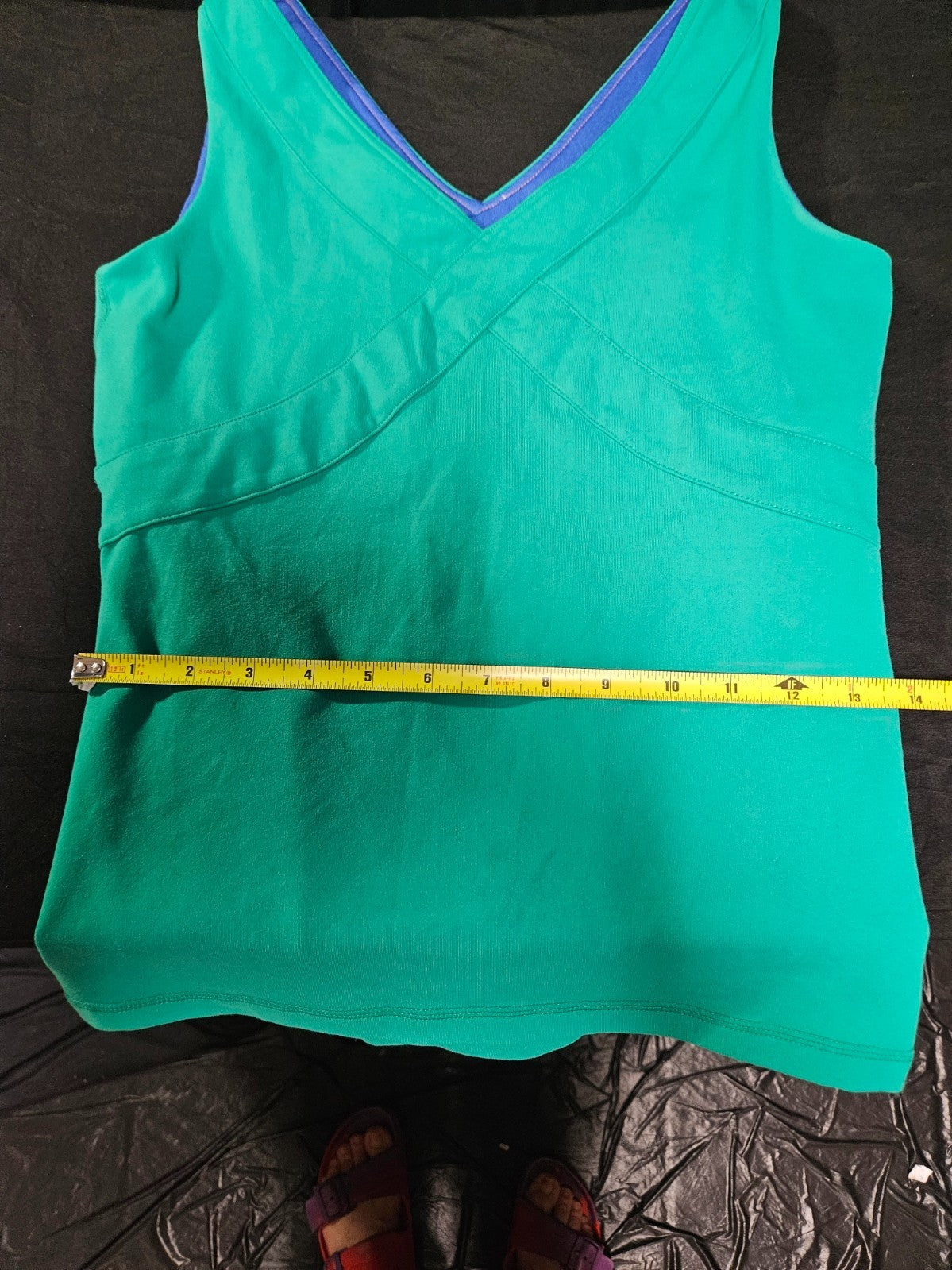 LULULEMON TEAL& BLUE TANK/BRA SLEEVELESS CRISS CROSS TOP SZ 8