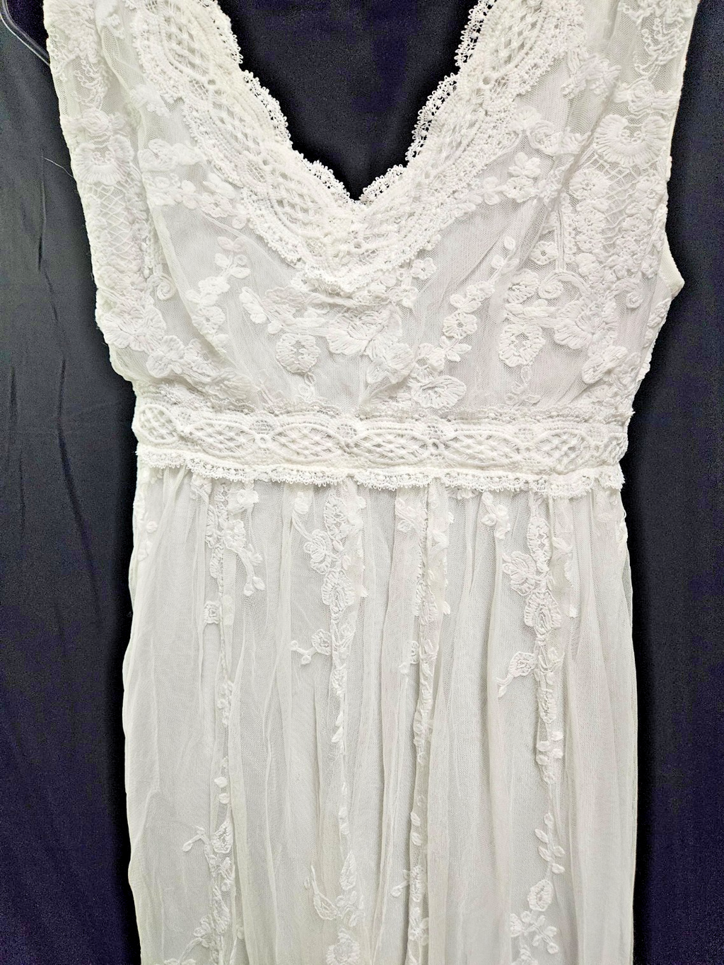 MISSLOOK MEDIUM WOMENS WHITE LACE & POLYESTER MIDI GOWN NWOT