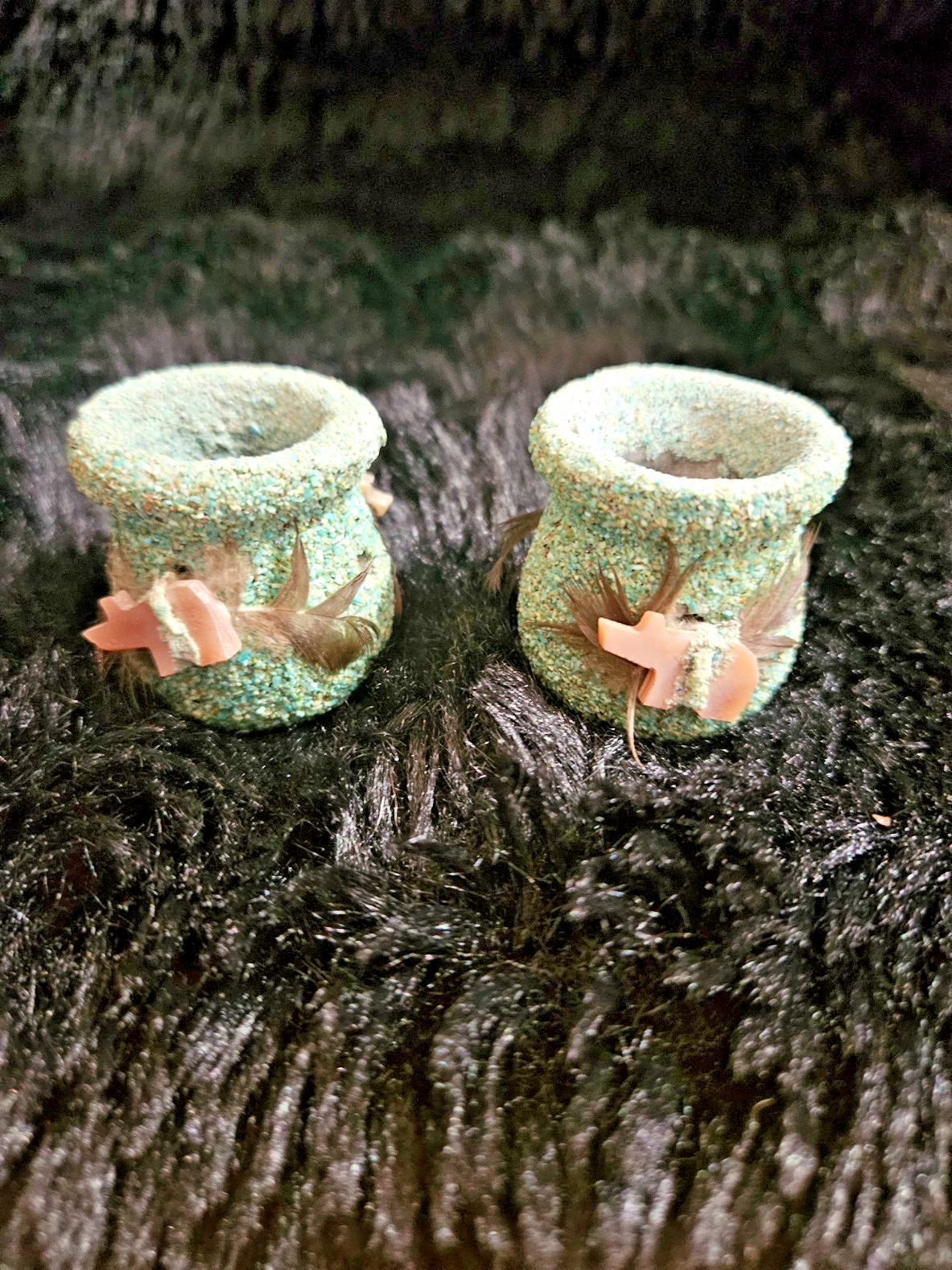 NATIVE AMERICAN NAVAJO MADE FETISH POT SET CRUSHED TURQUOISE/MOTHER PEARL FETISH