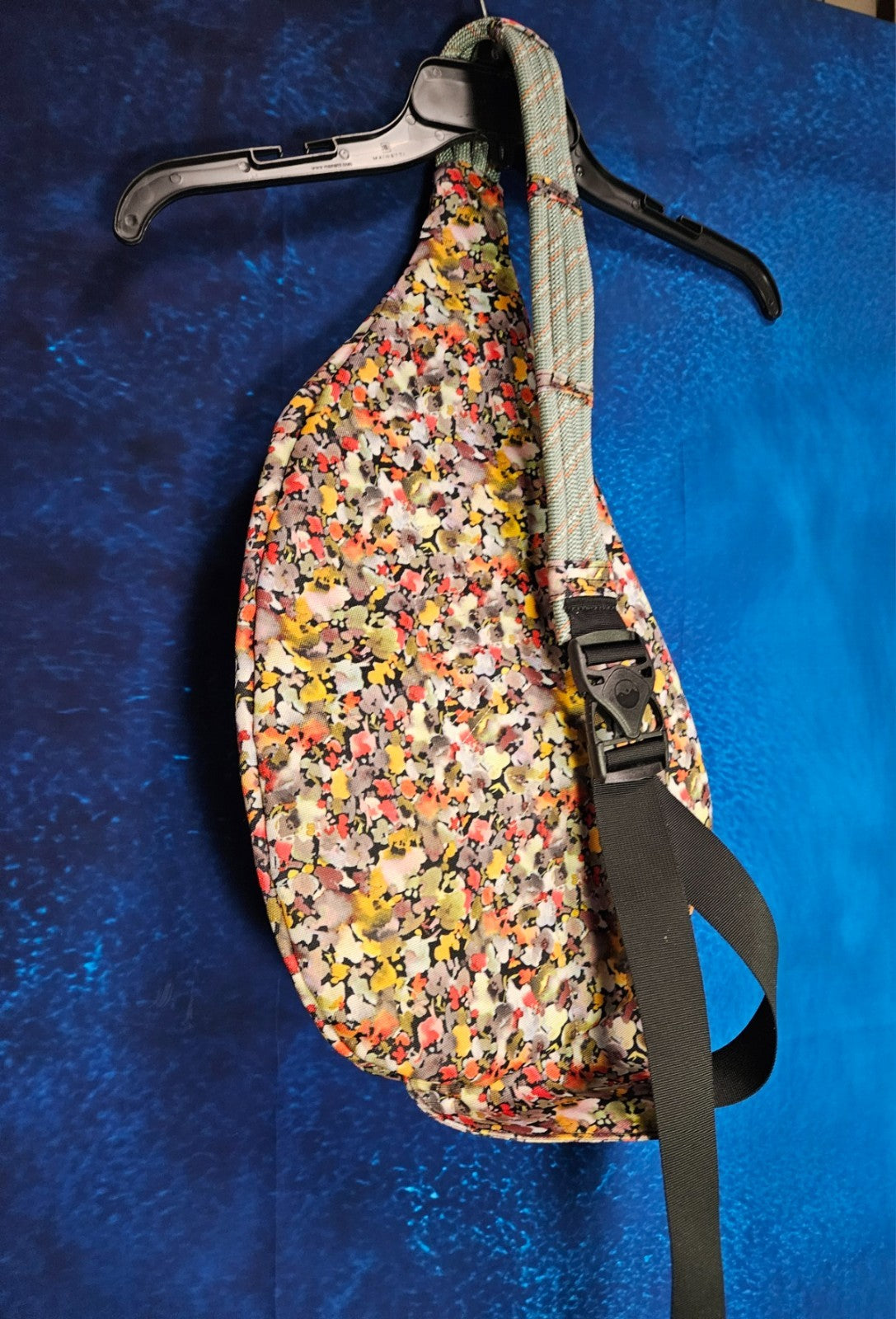 KAVU WILD SPOTS Rope Sling Bag Crossbody Backpack Cotton Canvas Mini Hiking Camp