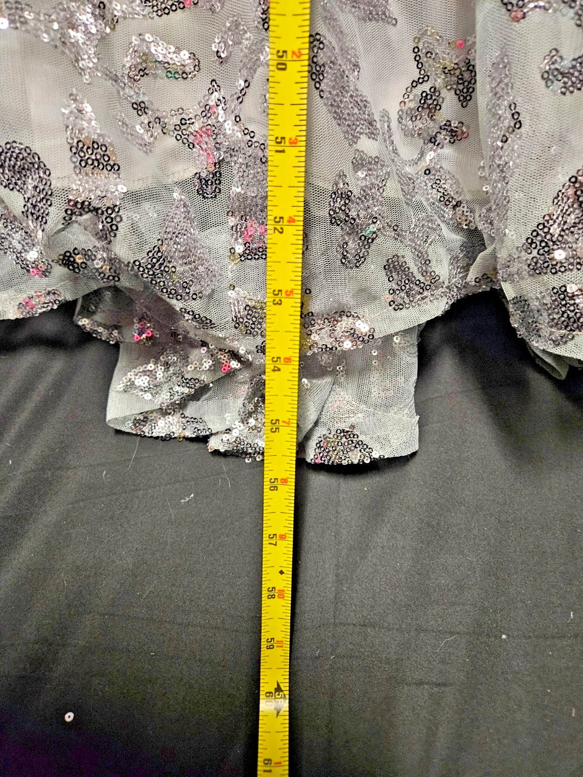 SZ 14 DEEP V-NECK SILVER-TONED,SEQUINED,FLORAL PATTERN FORMAL/PROM/GOWN CORSET