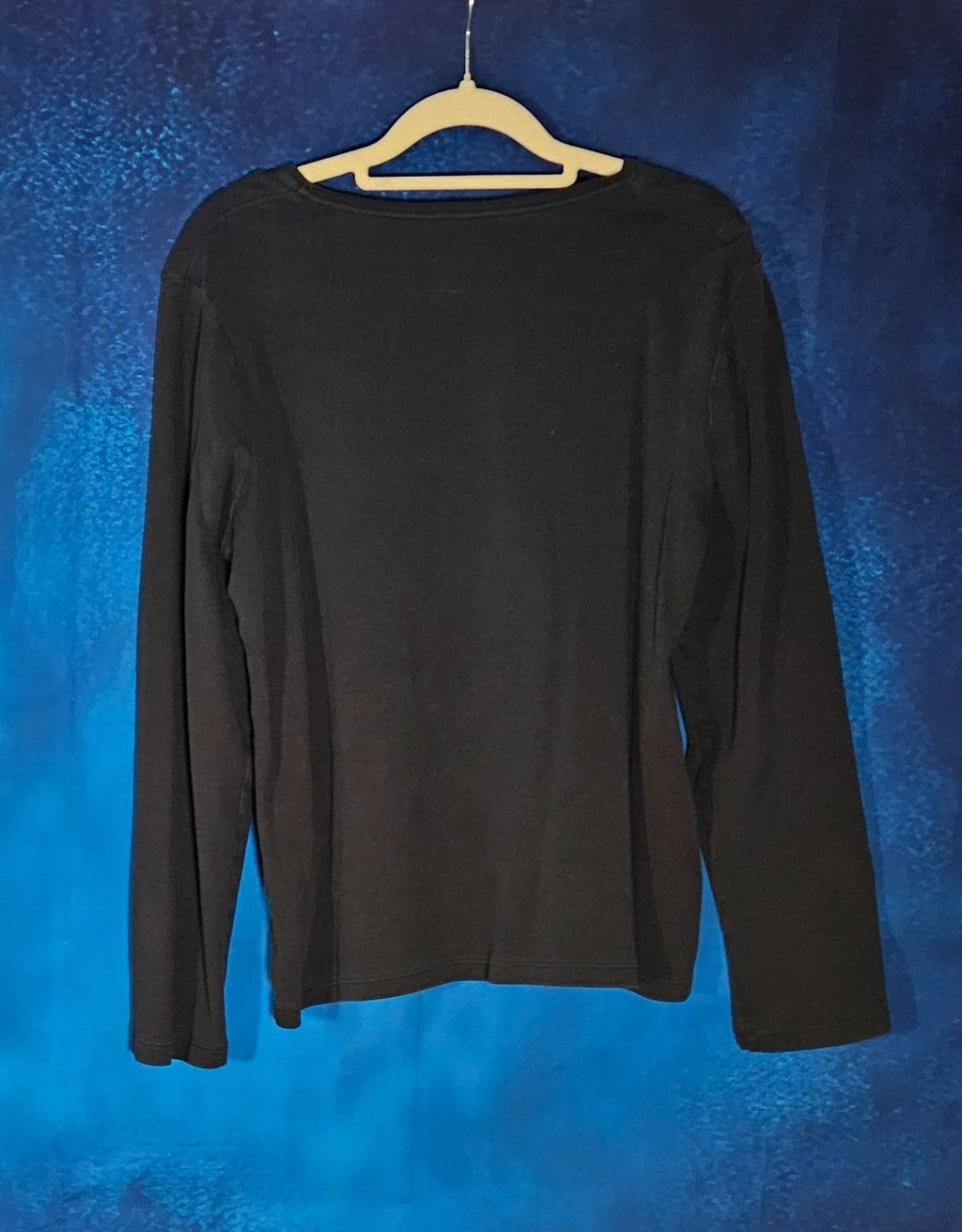 WOMEN'S M, L, XL TUNIC SHIRT BUNDLE NORTH RIVER, STYLUS, CROFT&BARROW FIT LIKE M