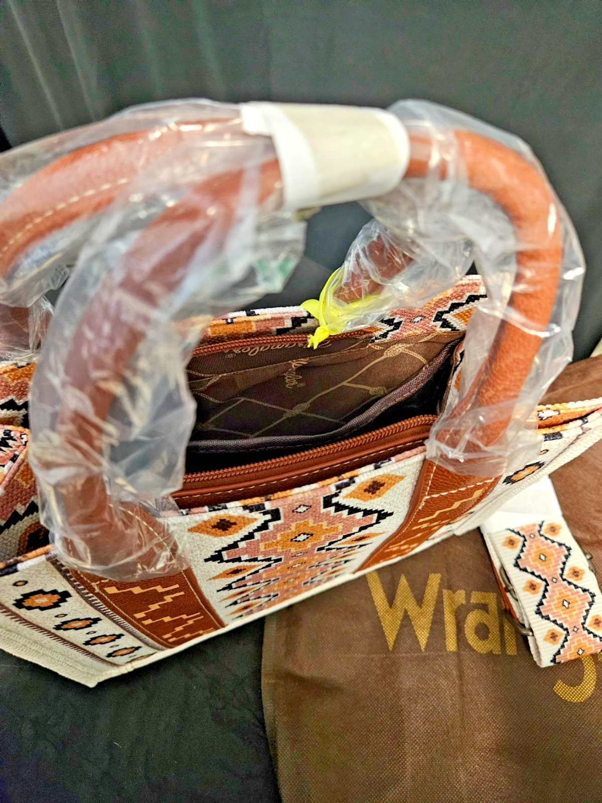 WRANGLER SOUTHWESTERN  CANVAS SMALL CROSSBODY TOTE WHIPSTITCH GUITAR STRAP NWT