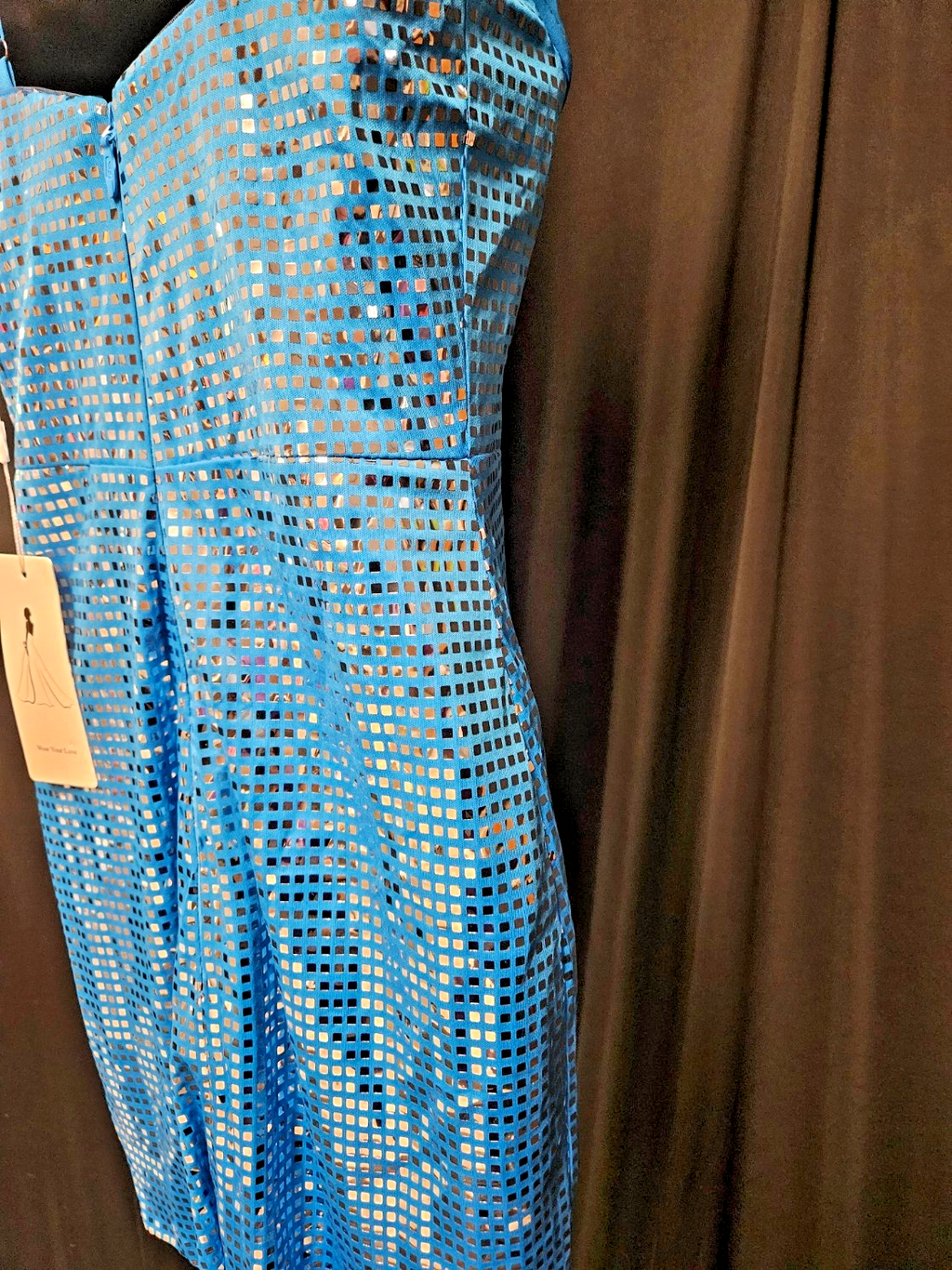 BRIGHT BLUE SEQUINED SIZE 6 SHORT PROM/COCKTAIL DRESS