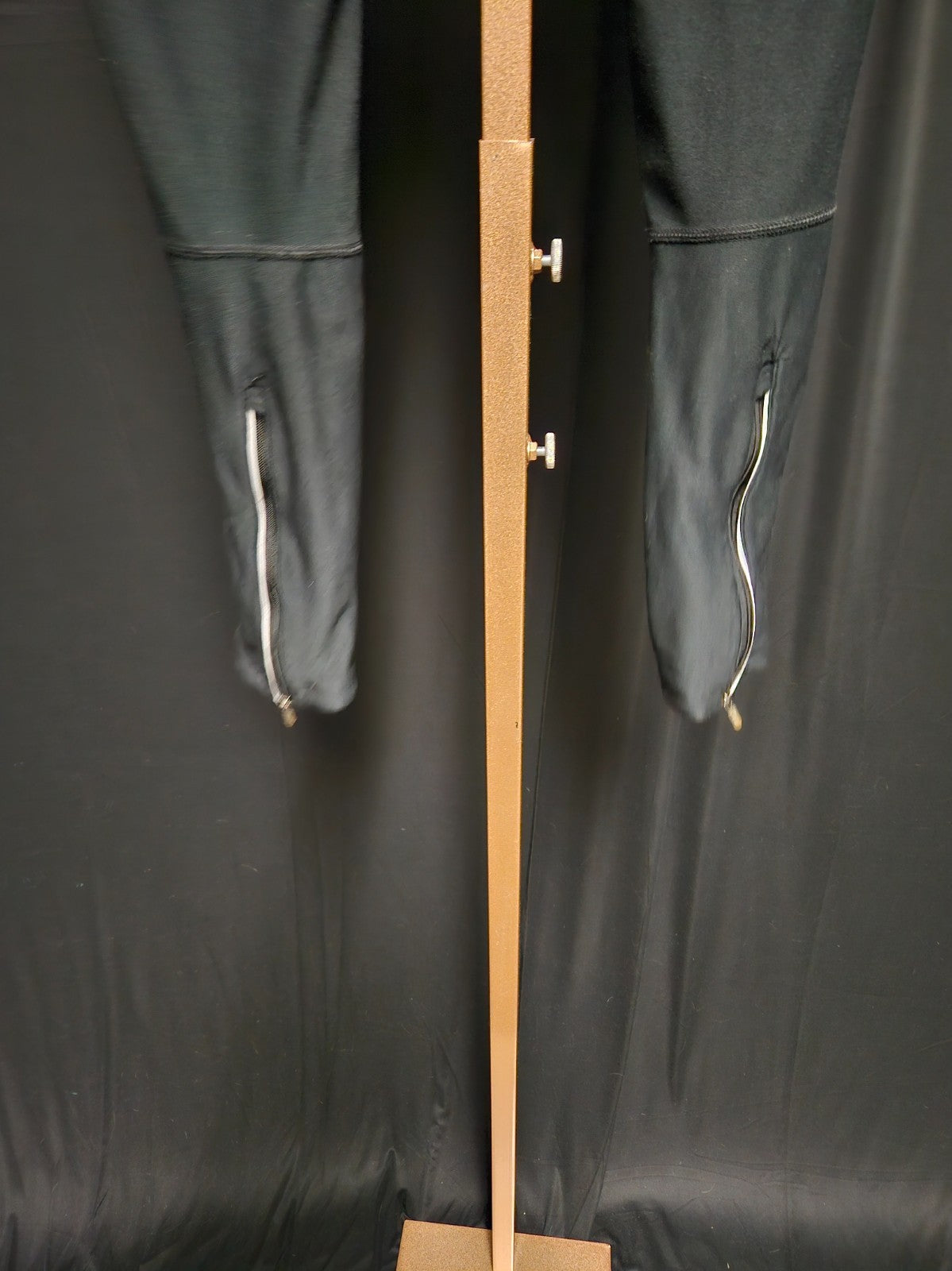 NIKE DRI-FIT SZ S BLACK ZIP LEG ATHLETIC RUNNING PANTS USED