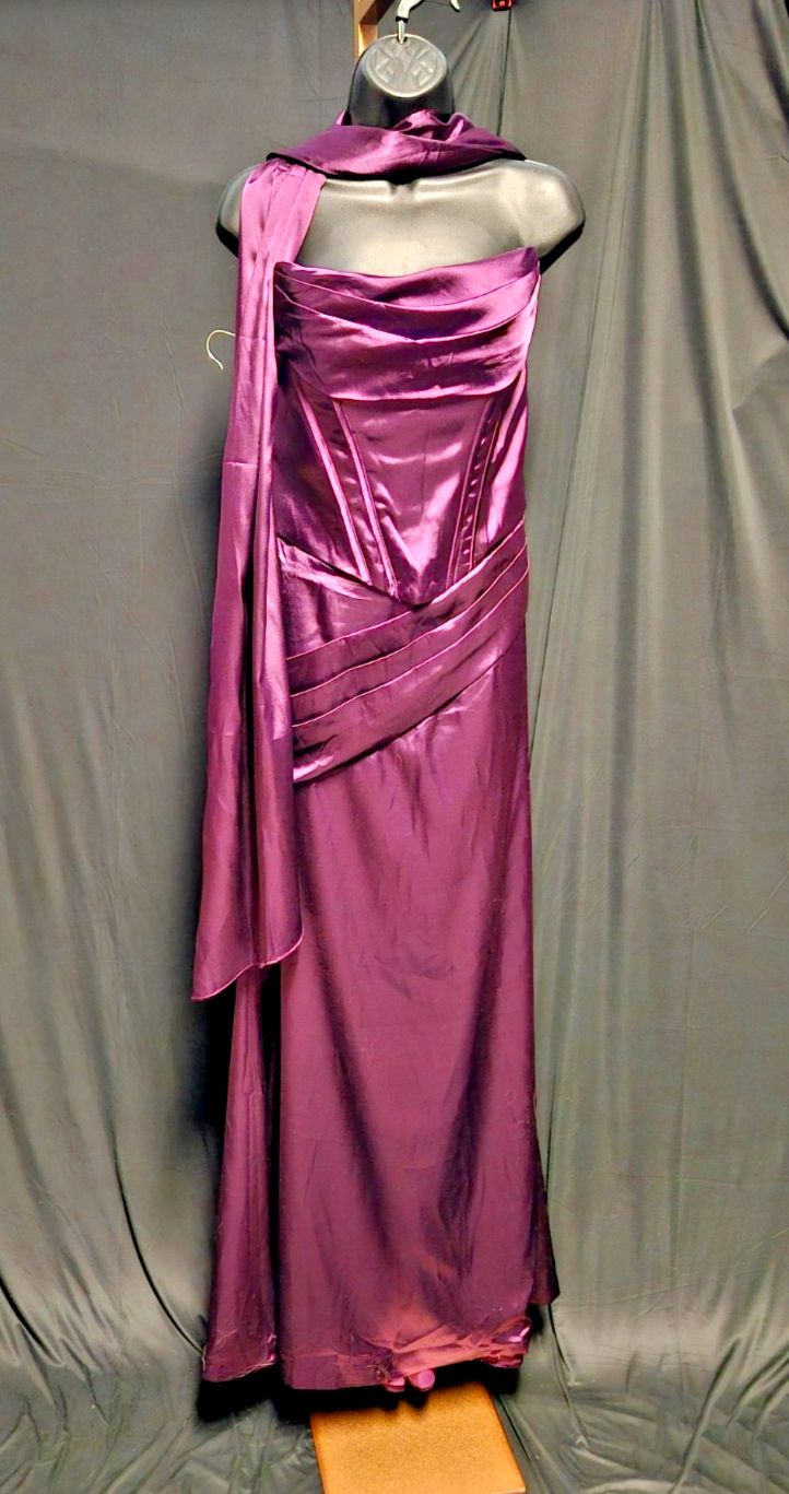 PURPLE/WINE SATIN STRAPLESS PROM/FORMAL GOWN W/SCARF SIZE 8/10 BONING NWT