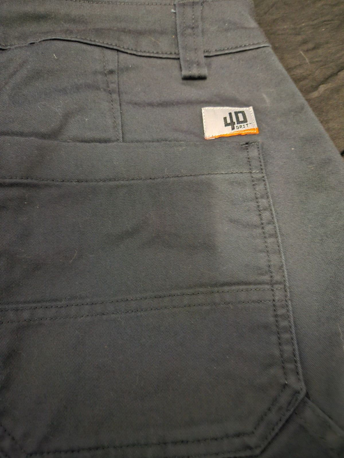 WOMEN'S SIZE 8 SHORT 40 GRIT BLACK CARGO WORK PANTS NWOT