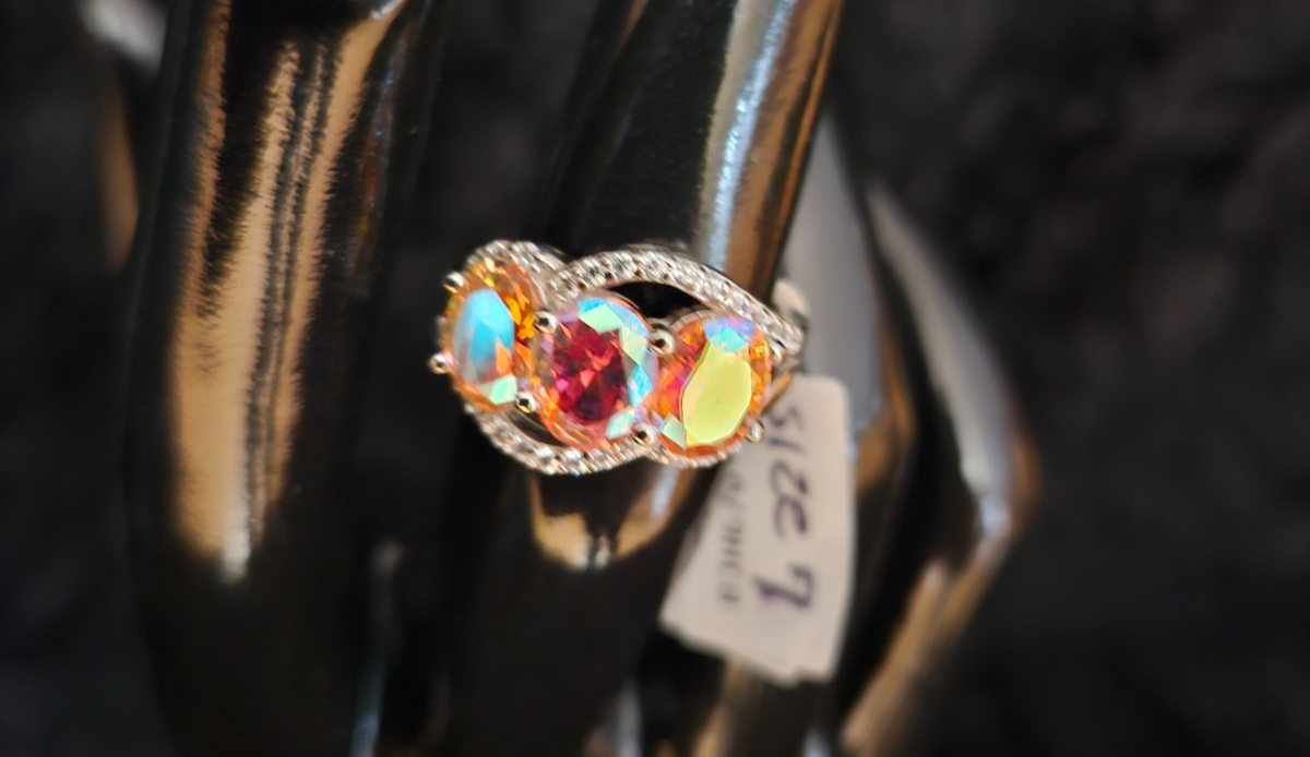 CHAMPAGNE AURORA BOREALIS/WHITE DIAMOND SIMULANT RHODIUM /925 STERLING RING 7