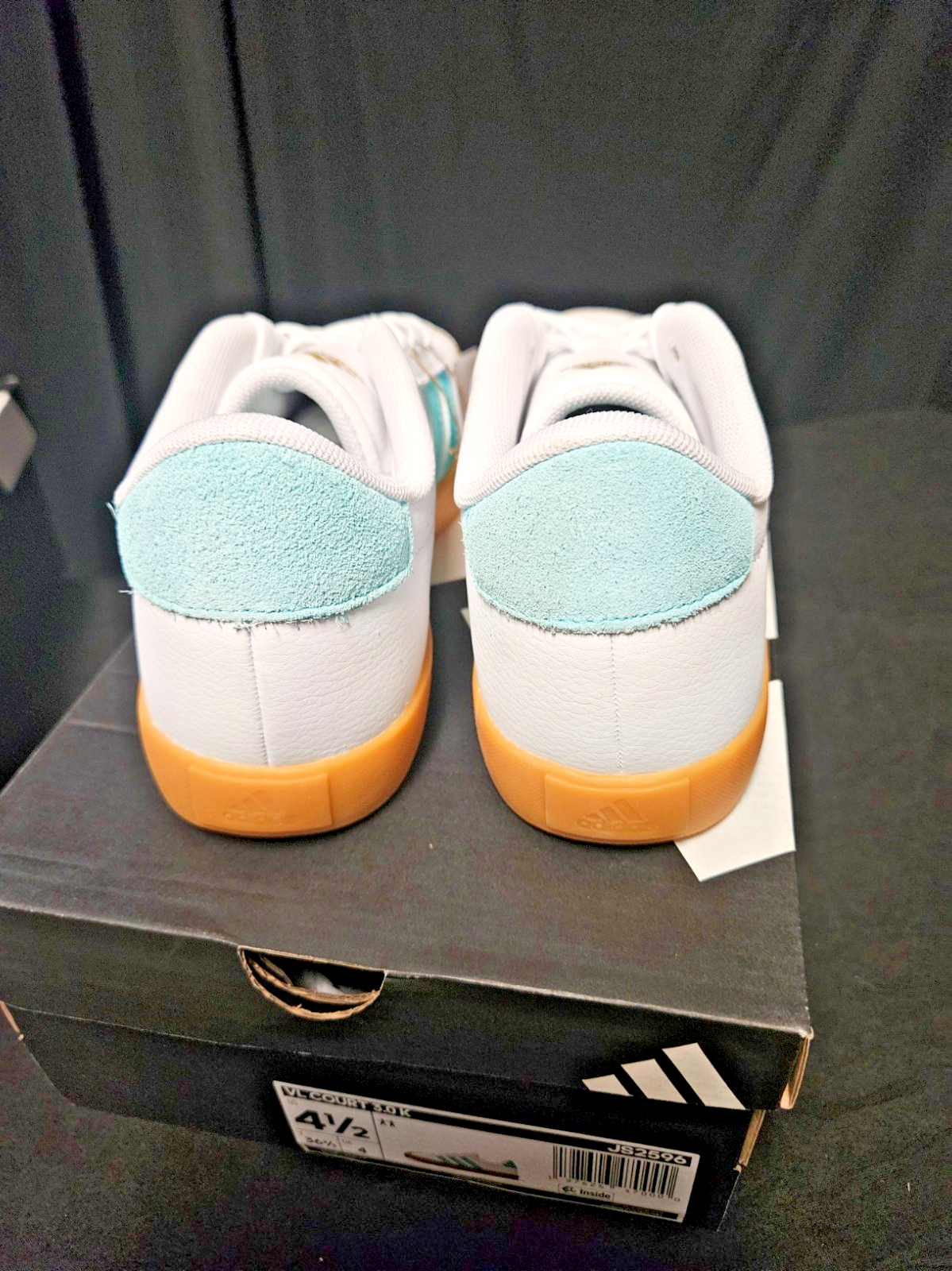 WOMEN'S ADIDAS VL COURT 3.0 K JS2596 TENNERS SIZE 4.5 NIB RUNS LG