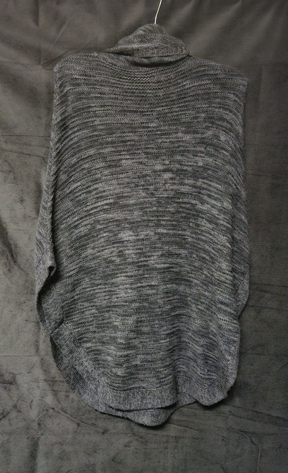 Women's Size XS Merona Poncho Grey (fits like Medium)