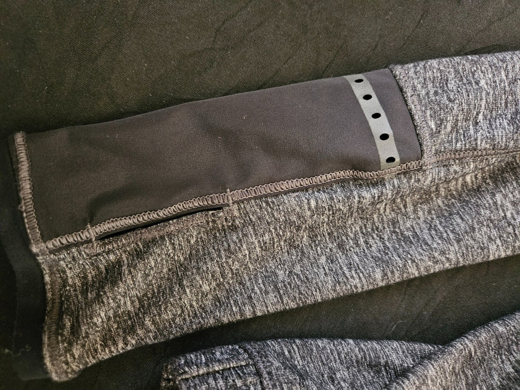 LULULEMON ATHLETICA SZ 4 GRAY/BLACK 1/4 ZIP PULLOVER
