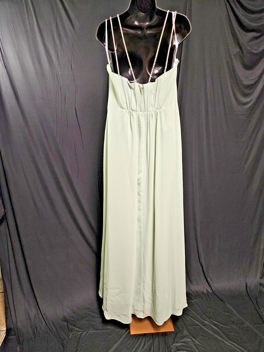 DAVID'S BRIDAL LONG CRINKLE CHIFFON GOWN IN MEADOW, RHINESTONE SIZE 12 NWT