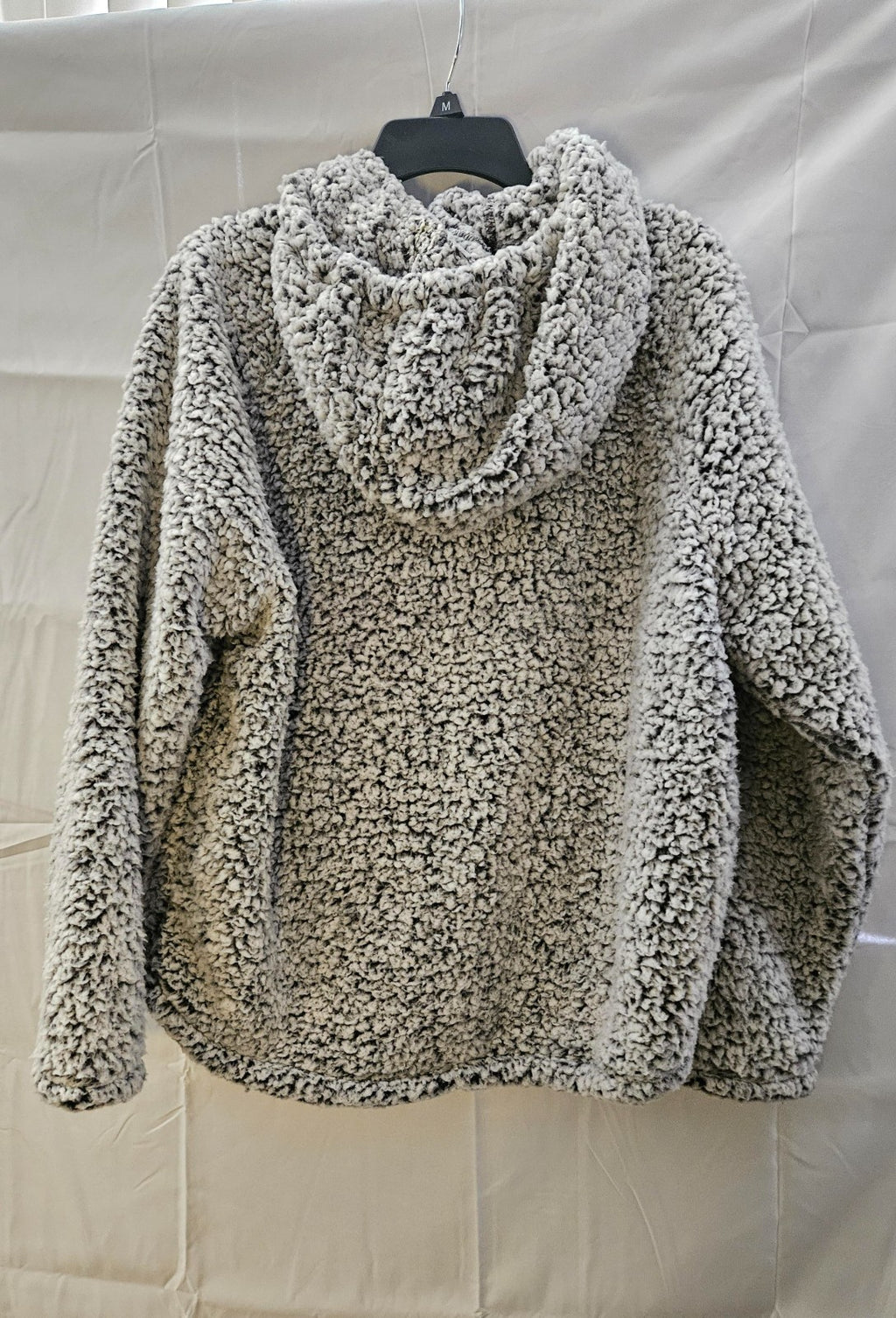 VICTORIAS SECRET MED SHERPA HOODIE PULLOVER JACKET BLACK AND WHITE SNOW/SPECKLE