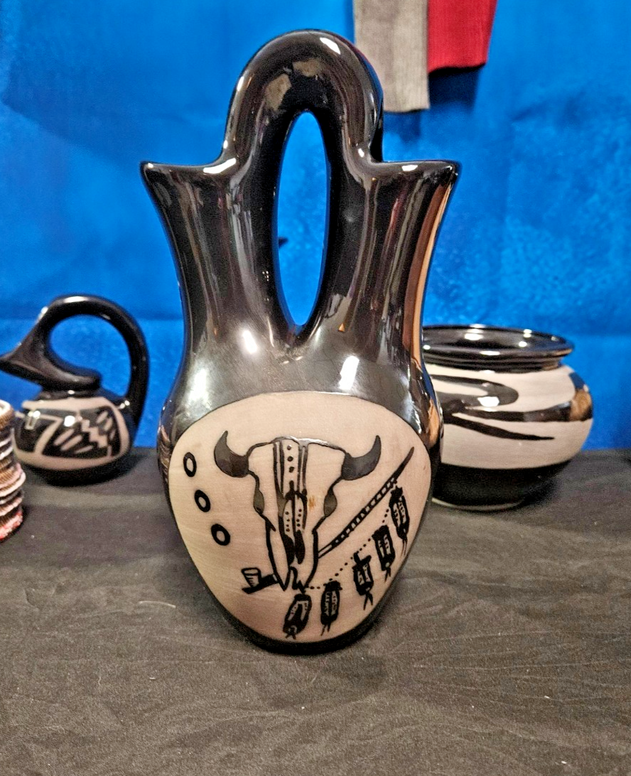 VINTAGE HANDMADE NATIVE AMERICAN SAN JUAN PUEBLO BLACK POTTERY BY MARIA ADELICIA