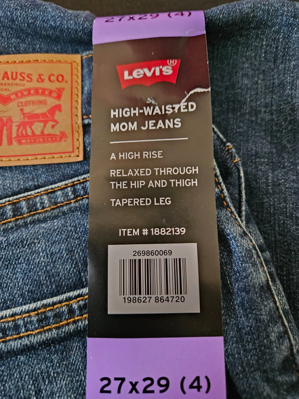 LEVIS HIGH WAISTED MOM JEANS SIZE 27 W  X 29 INSEAM NWT