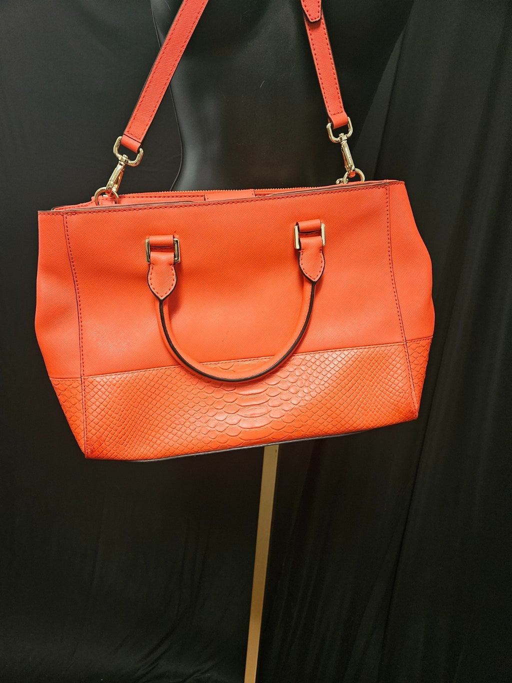 MICHAEL KORS KELLEN SAFFIANO LEATHER SATCHEL ORANGE IN EXCELLENT CONDITION