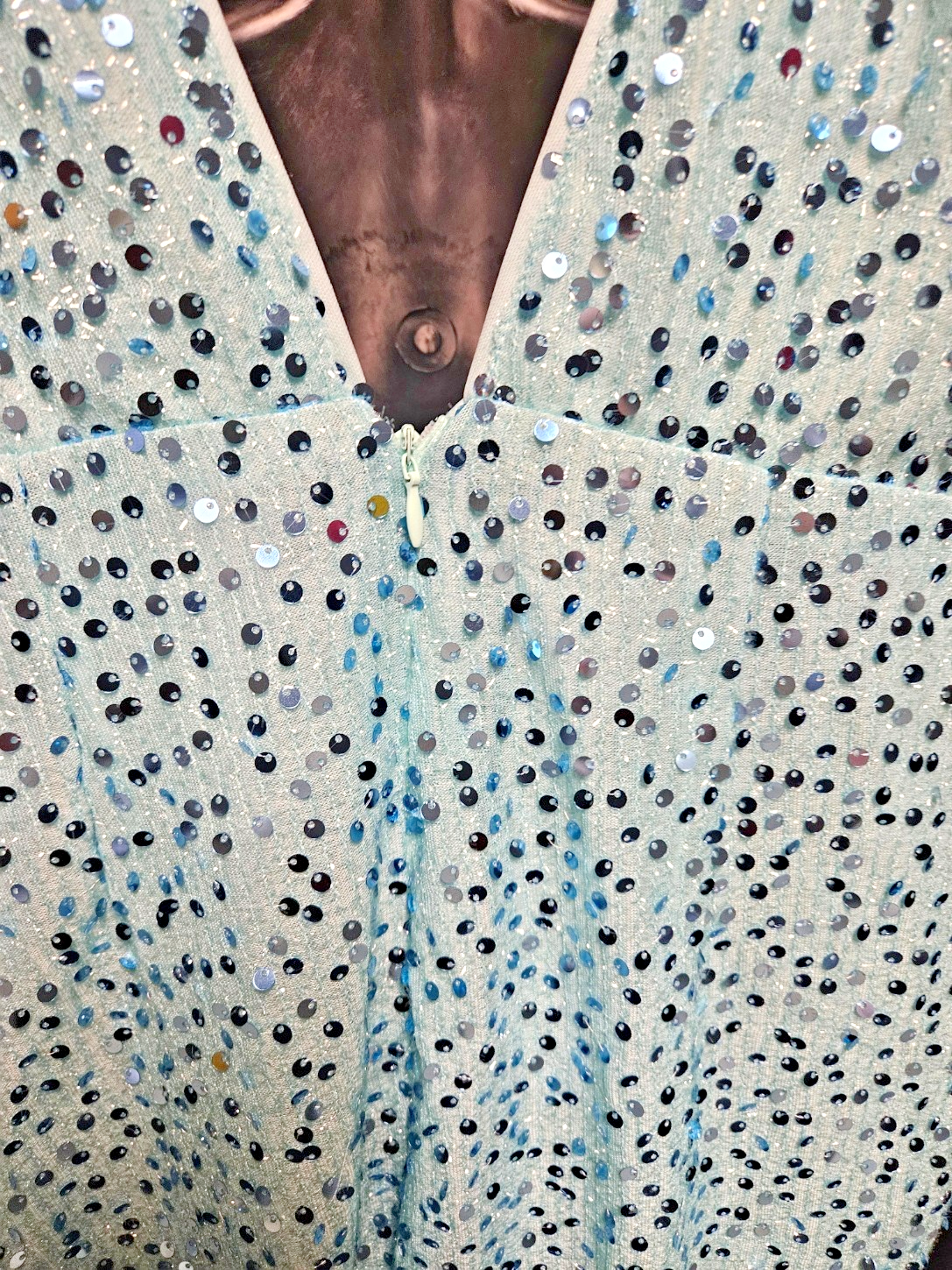 SIZE M 8/10 LIGHT BLUE SEQUIN, ZIP, FRONT SLIT FLOOR LENGTH GOWN PROM/FORMAL NWO