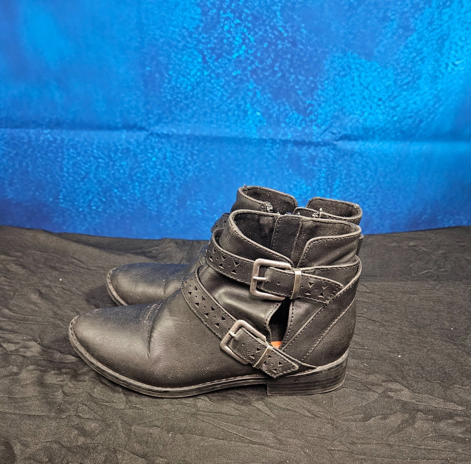 WOMEN'S SIZE 6/6.5 BOOTIE BUNDLE LEATHER ROCKET DOG-BLACK, SHOEDAZZLE-TAN