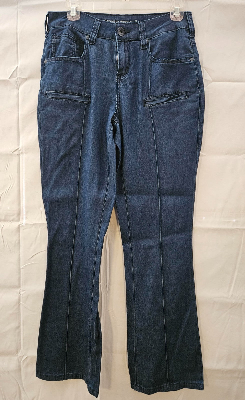 Womens size 28x31 Cowgirl Tuff Stretch (Cooling) Denim bootcut Jeans