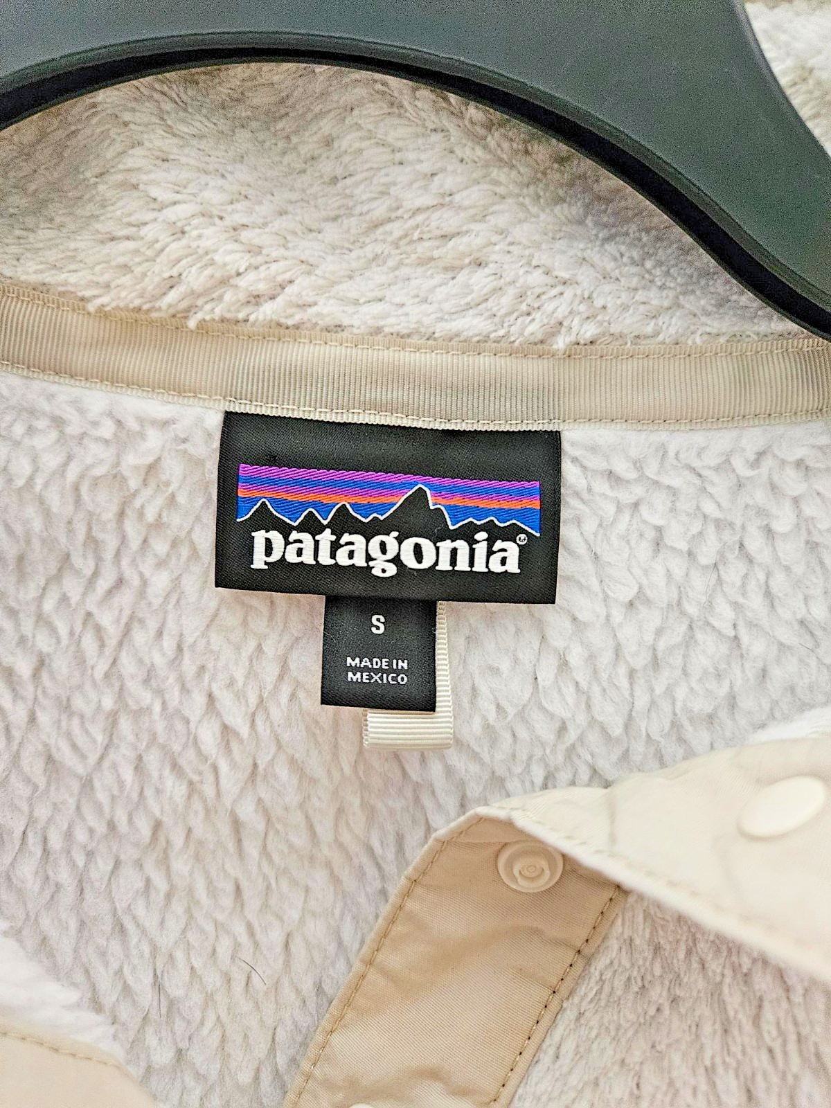 Women's Patagonia Pull Over fleece Jacket 1/4 snap Size SMALL