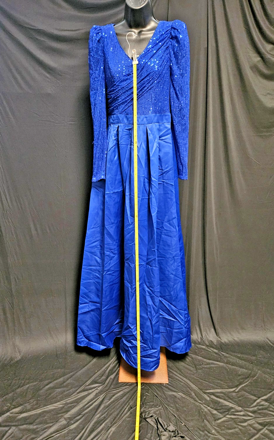 WOMEN'S SZ SM LONG SLEEVE DK BLUE, SEQUINE,ROUCHED,FULLSKIRT EVENING GOWN NWOT