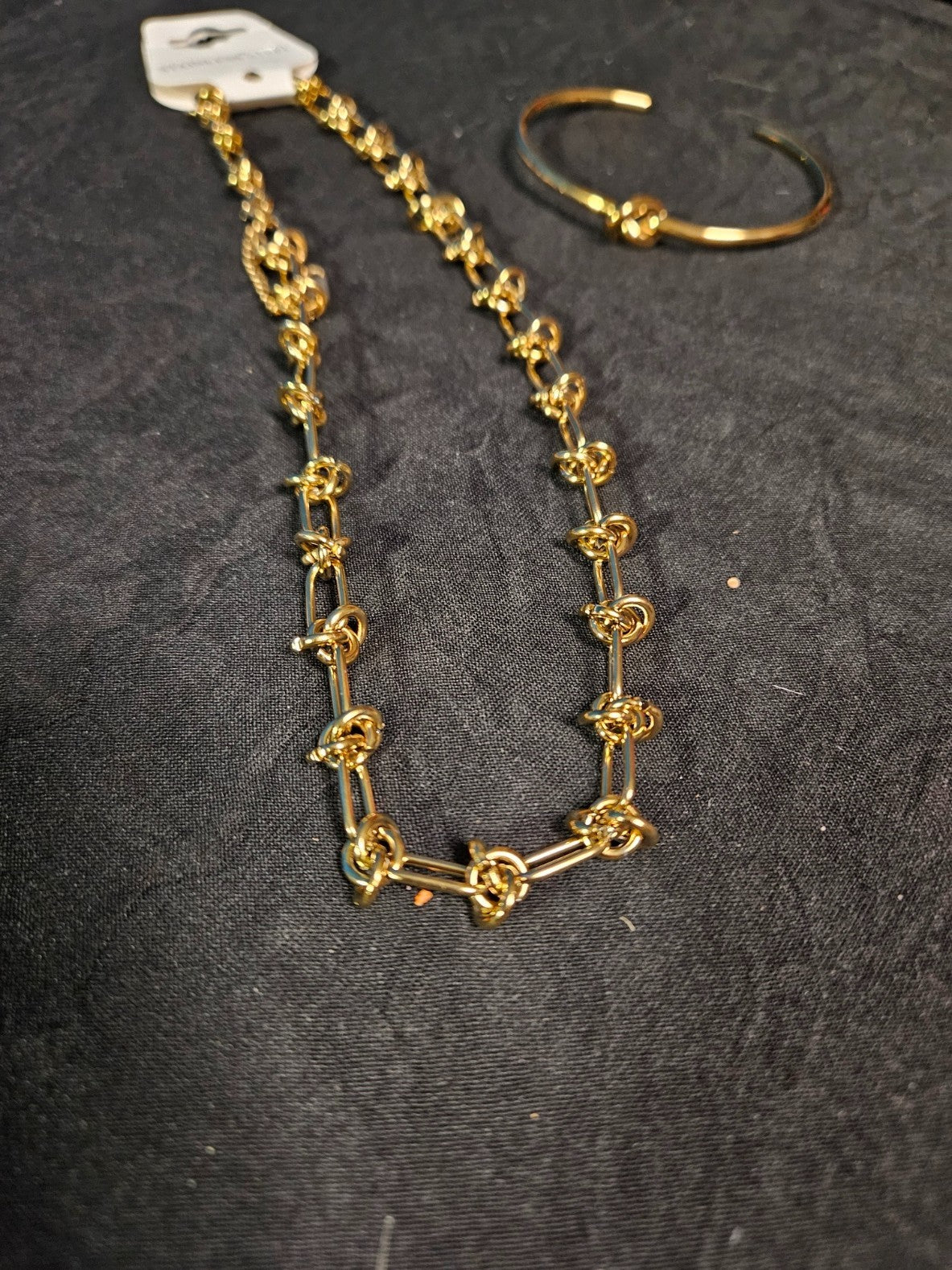 10K YELLOW GOLD PLATE OVER STAINLESS  KNOT CUFF BRACELET AND NECKLACE