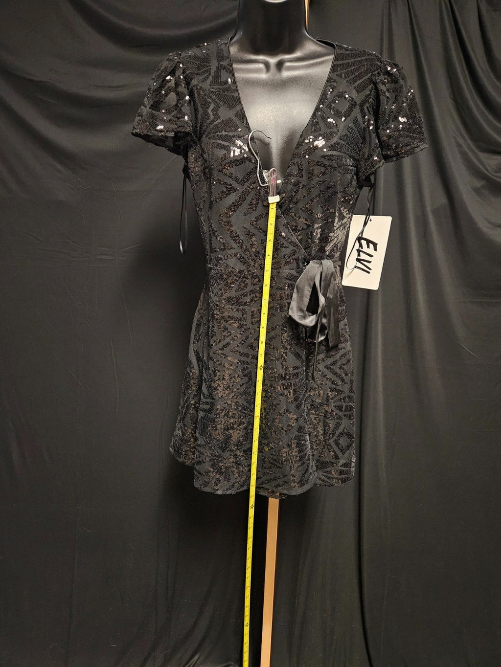 ELVI WOMENS SZ M BLACK SEQUIN WRAP SHORT COCKTAIL /PROM GOWN NWT