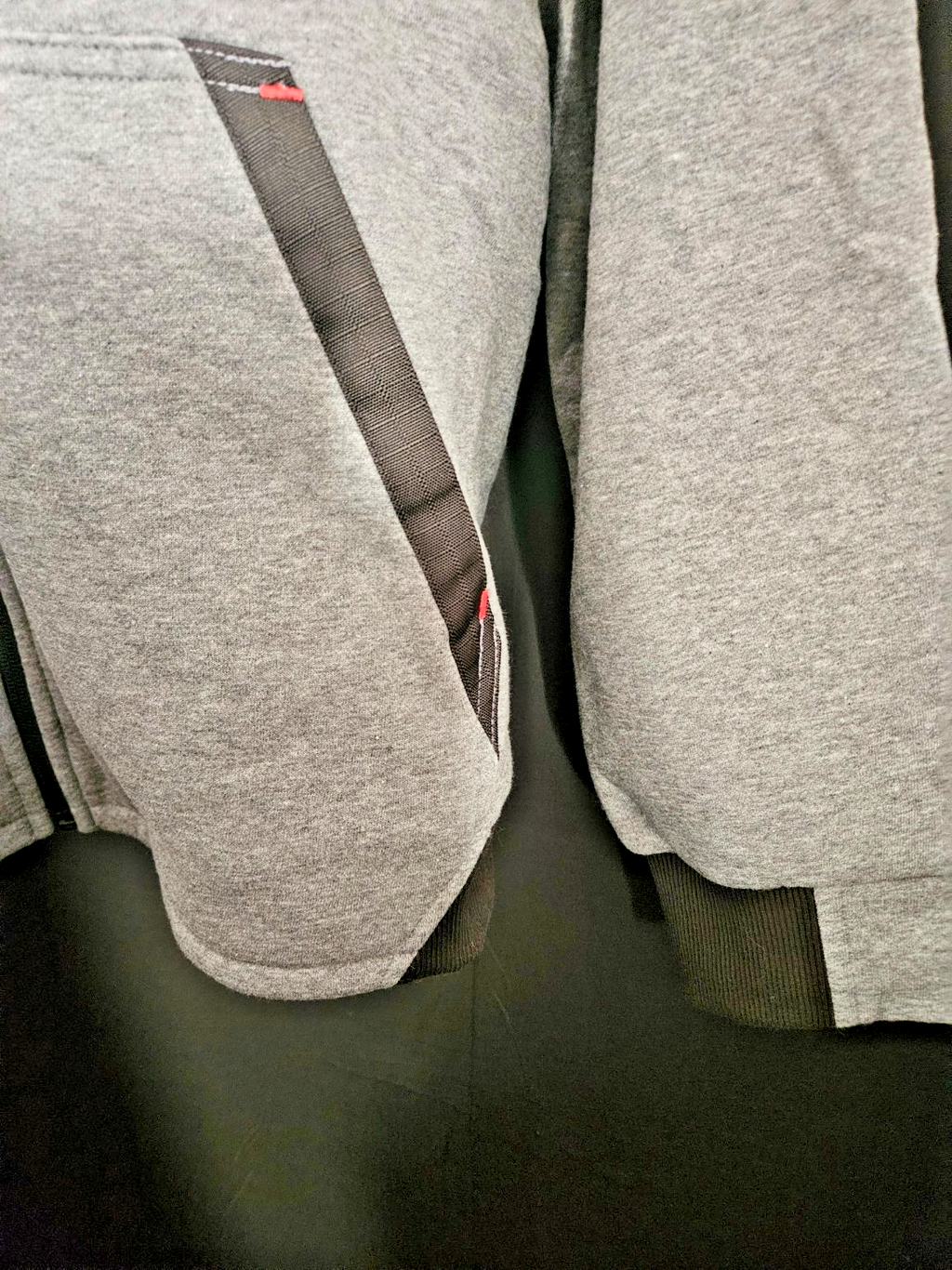 SIZE MEN's XL MILWAUKEE M12 HEATED ZIP UP HOODIE GRAY/BLACK