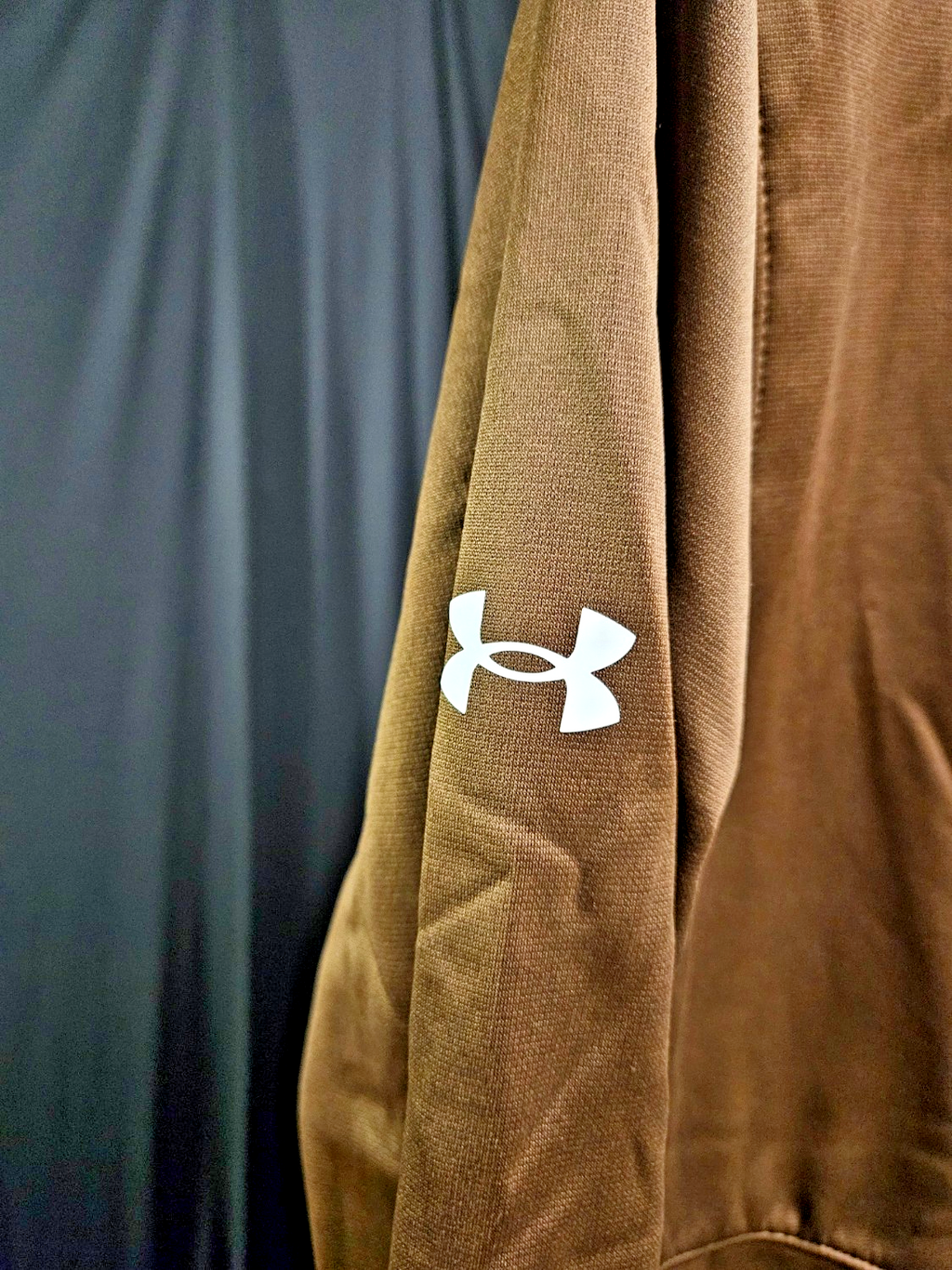 UNDERARMOR WOMEN SIZE M LOOSE BROWN HOODIE W/TOGGLES NWT