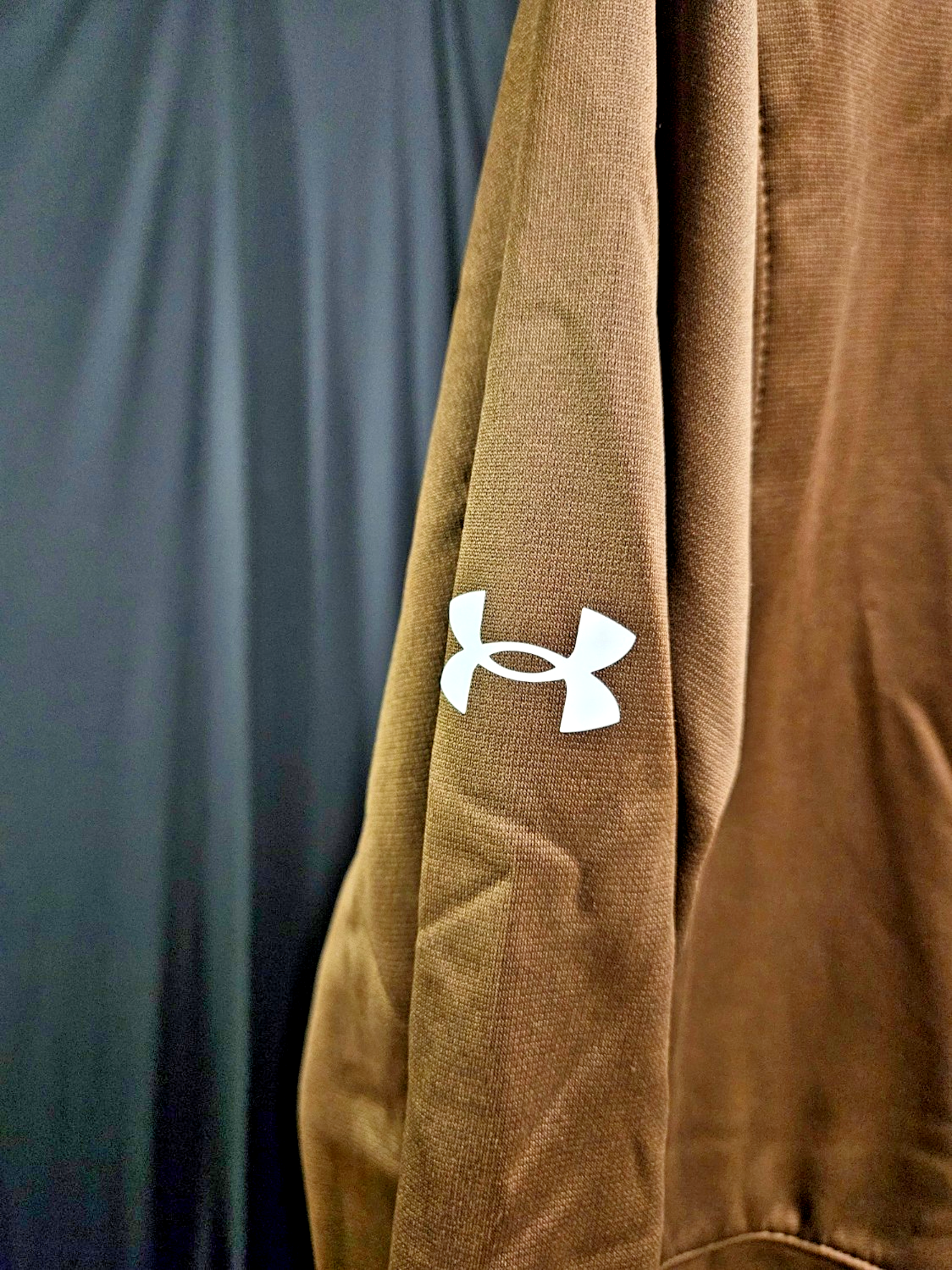 UNDERARMOR WOMEN SIZE M LOOSE BROWN HOODIE W/TOGGLES NWT
