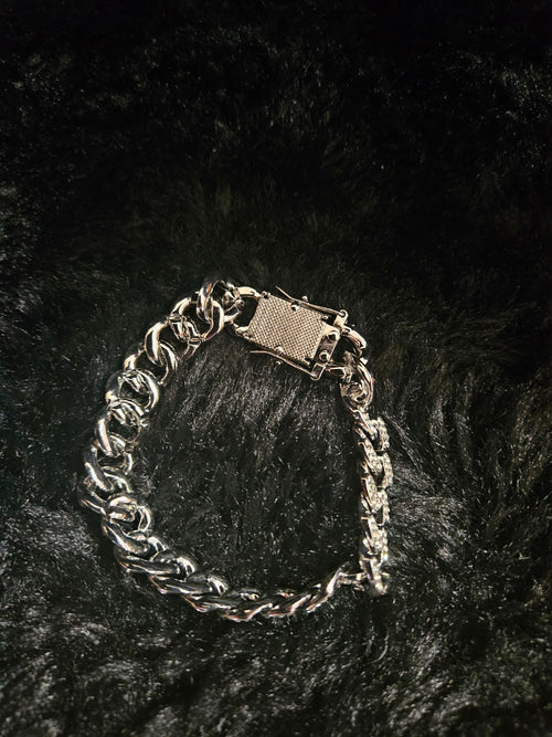 CUBAN LINK CUBIC ZIRCONIA ENCRUSTED STERLING/STAINLESS 7.36 inch BRACELET
